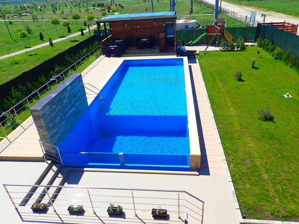 Indeep Club Hotel Cumpăna Exterior photo